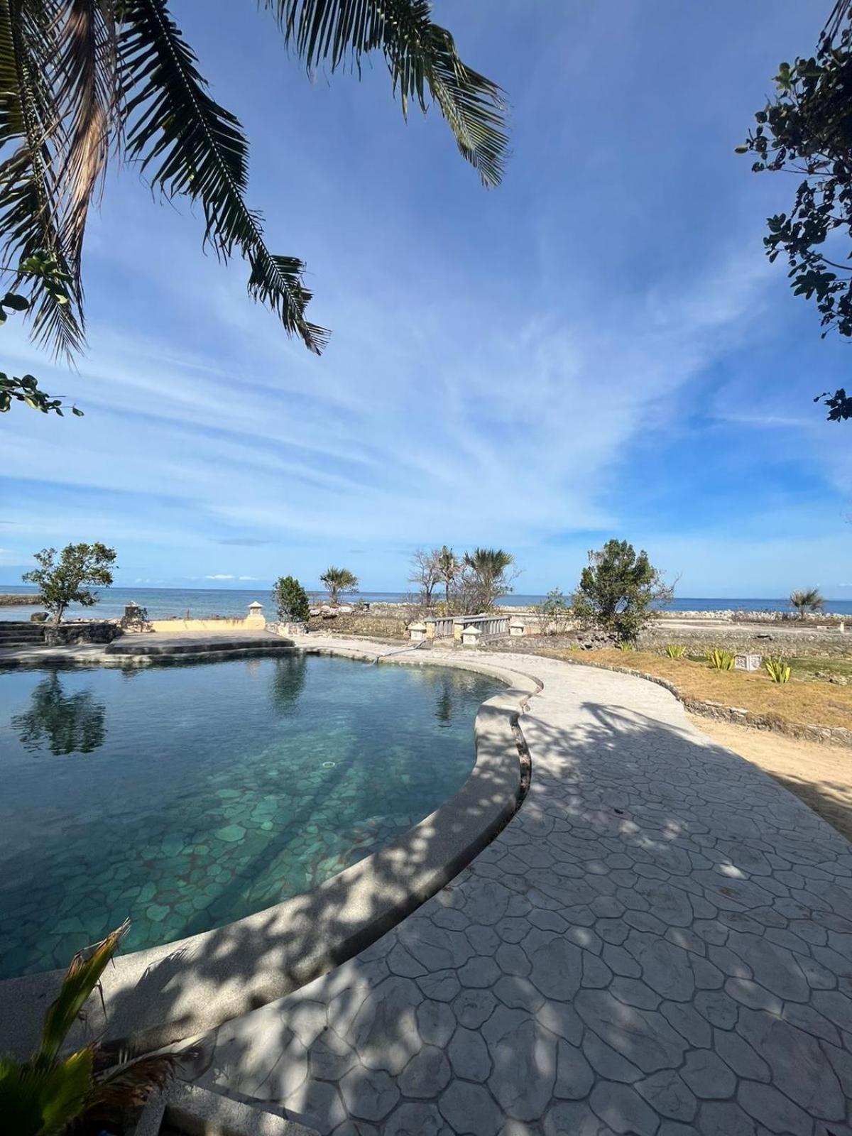 Coralpoint Gardens Suites & Residences マクタン エクステリア 写真