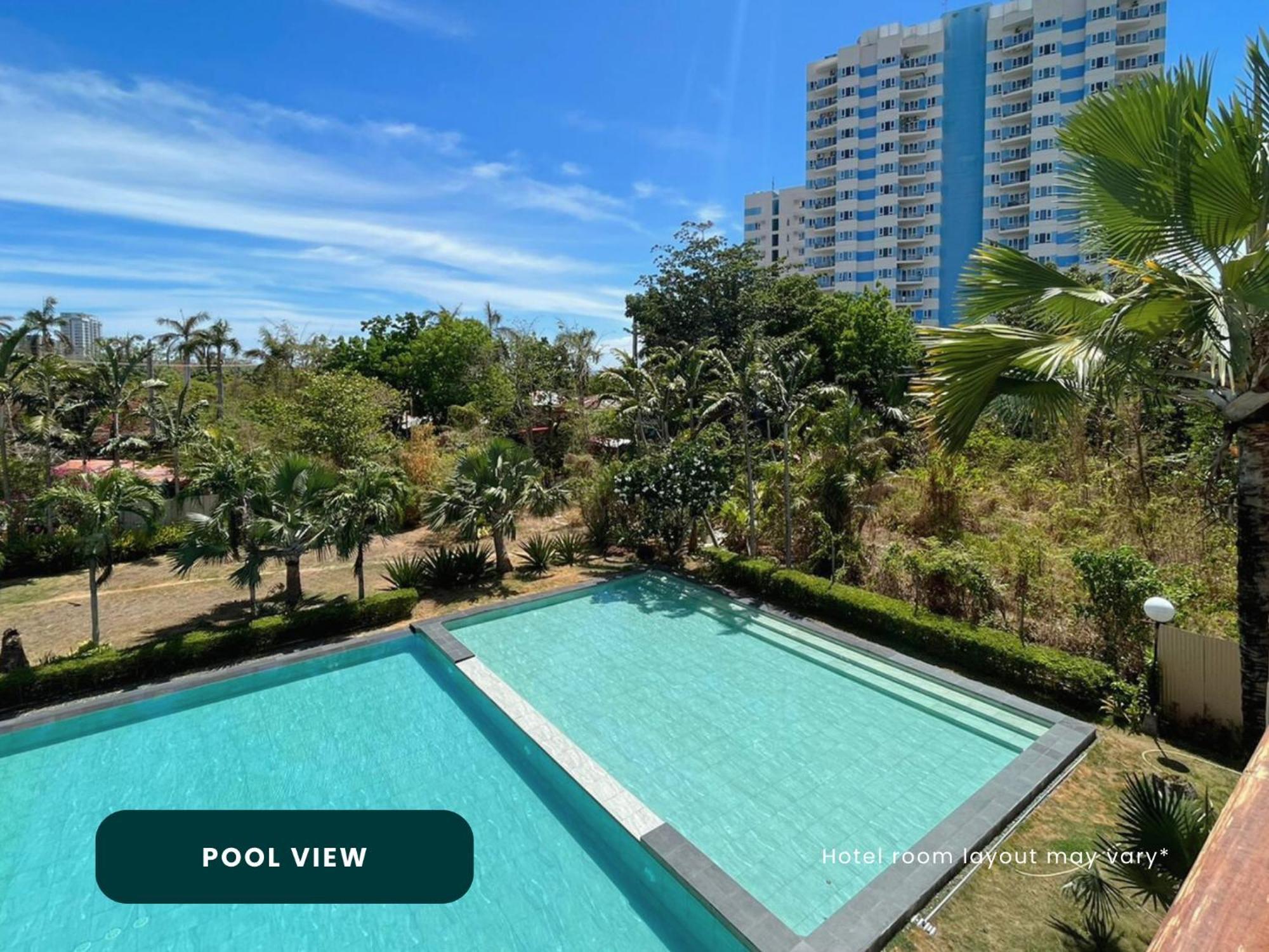 Coralpoint Gardens Suites & Residences マクタン エクステリア 写真