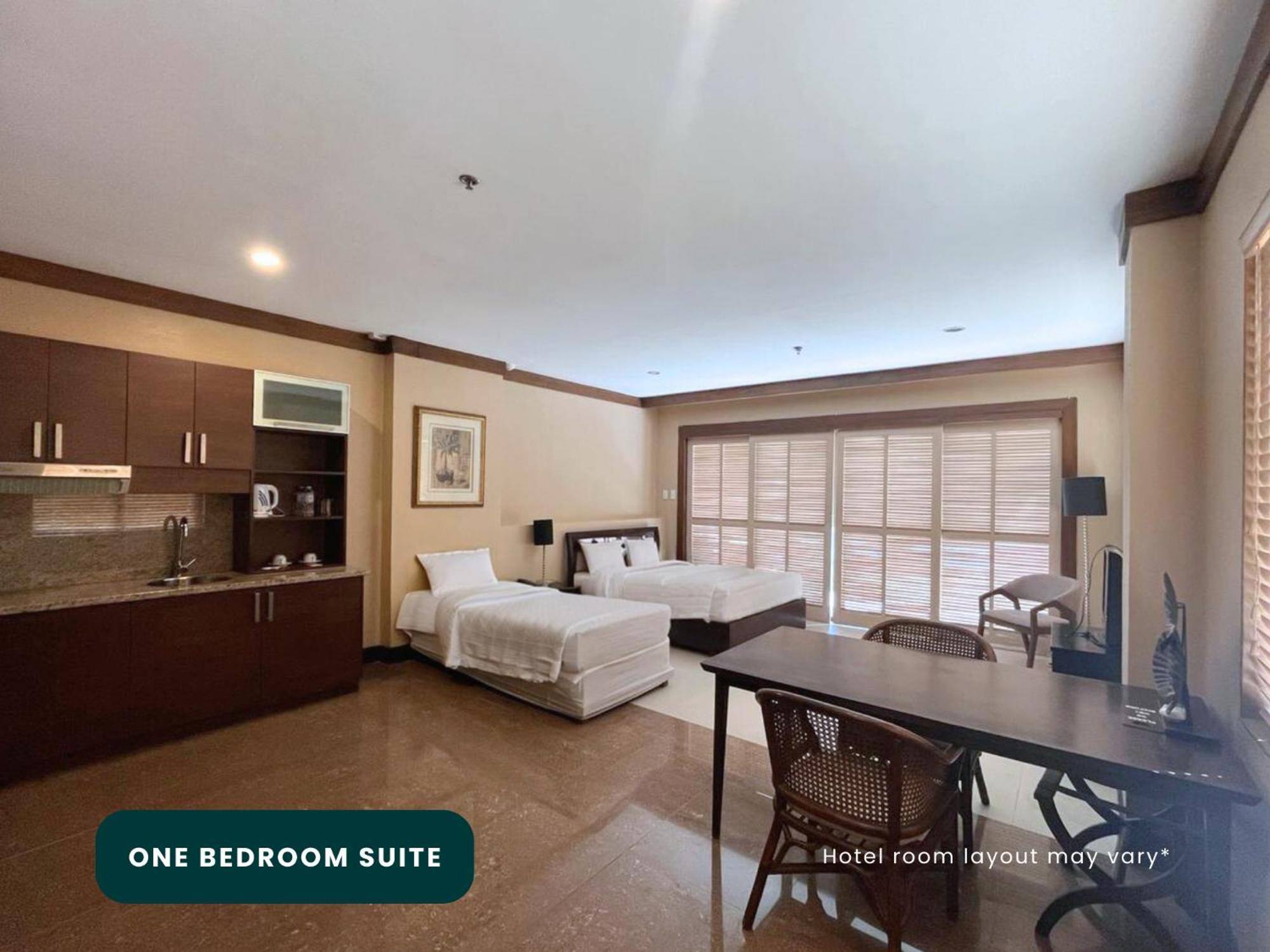 Coralpoint Gardens Suites & Residences マクタン エクステリア 写真
