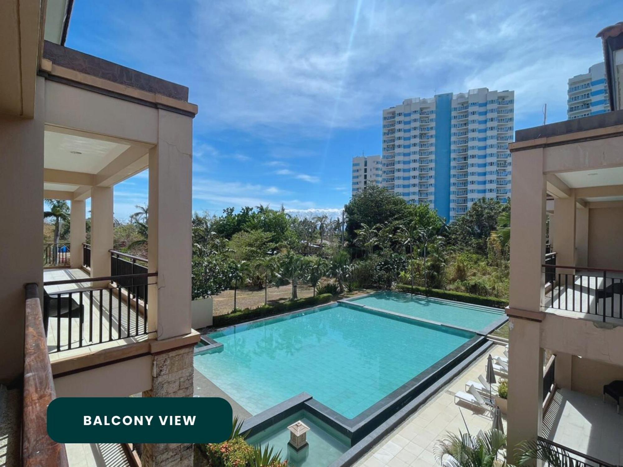 Coralpoint Gardens Suites & Residences マクタン エクステリア 写真